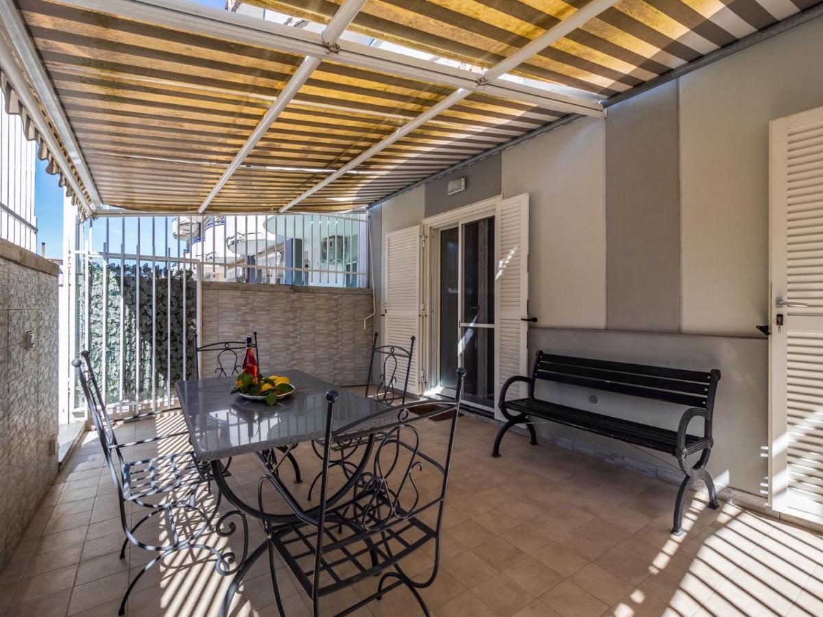 شقة La Dolce Vita Relax - Cozy Apt In سورينتو المظهر الخارجي الصورة
