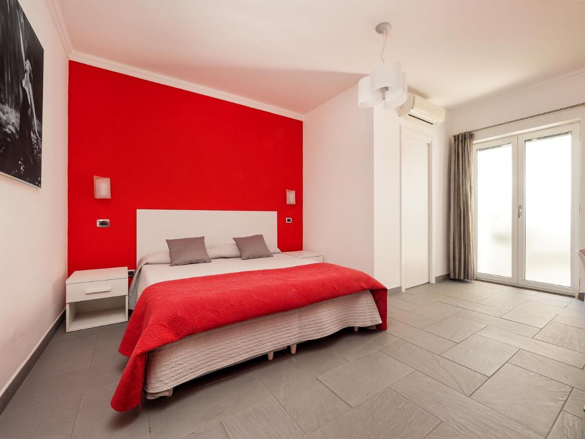 شقة La Dolce Vita Relax - Cozy Apt In سورينتو المظهر الخارجي الصورة