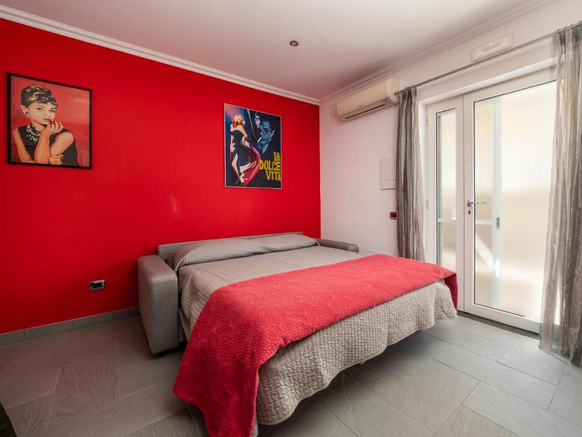 شقة La Dolce Vita Relax - Cozy Apt In سورينتو المظهر الخارجي الصورة